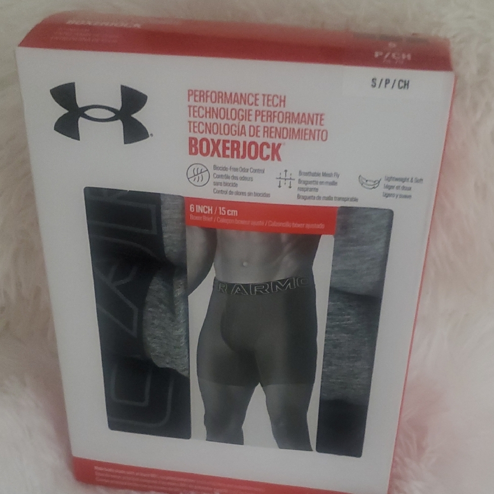 Under Armour Gray Boxer Briefs Moisture-Wicking Performance